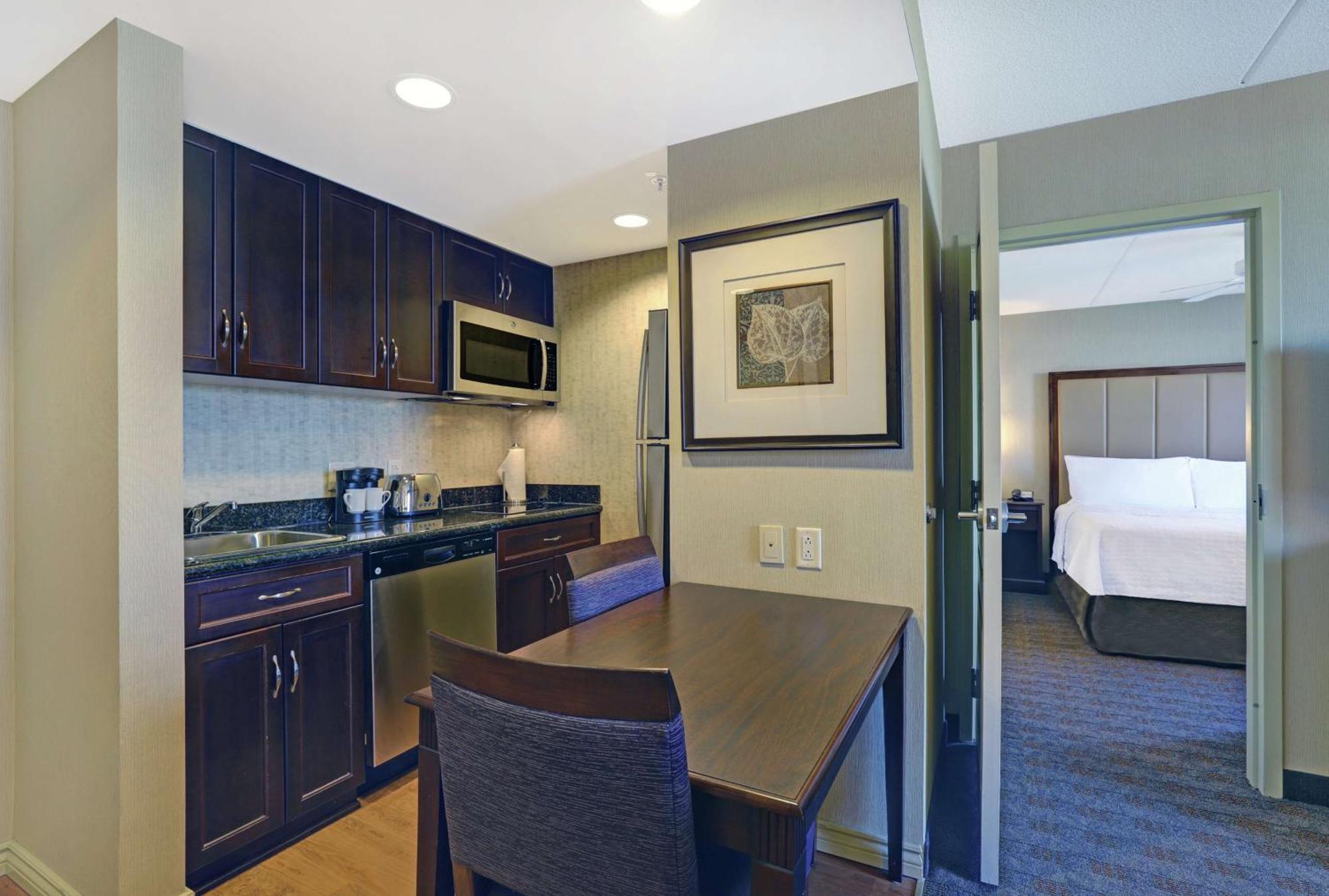 Homewood Suites By Hilton Cambridge-Waterloo, Ontario Экстерьер фото