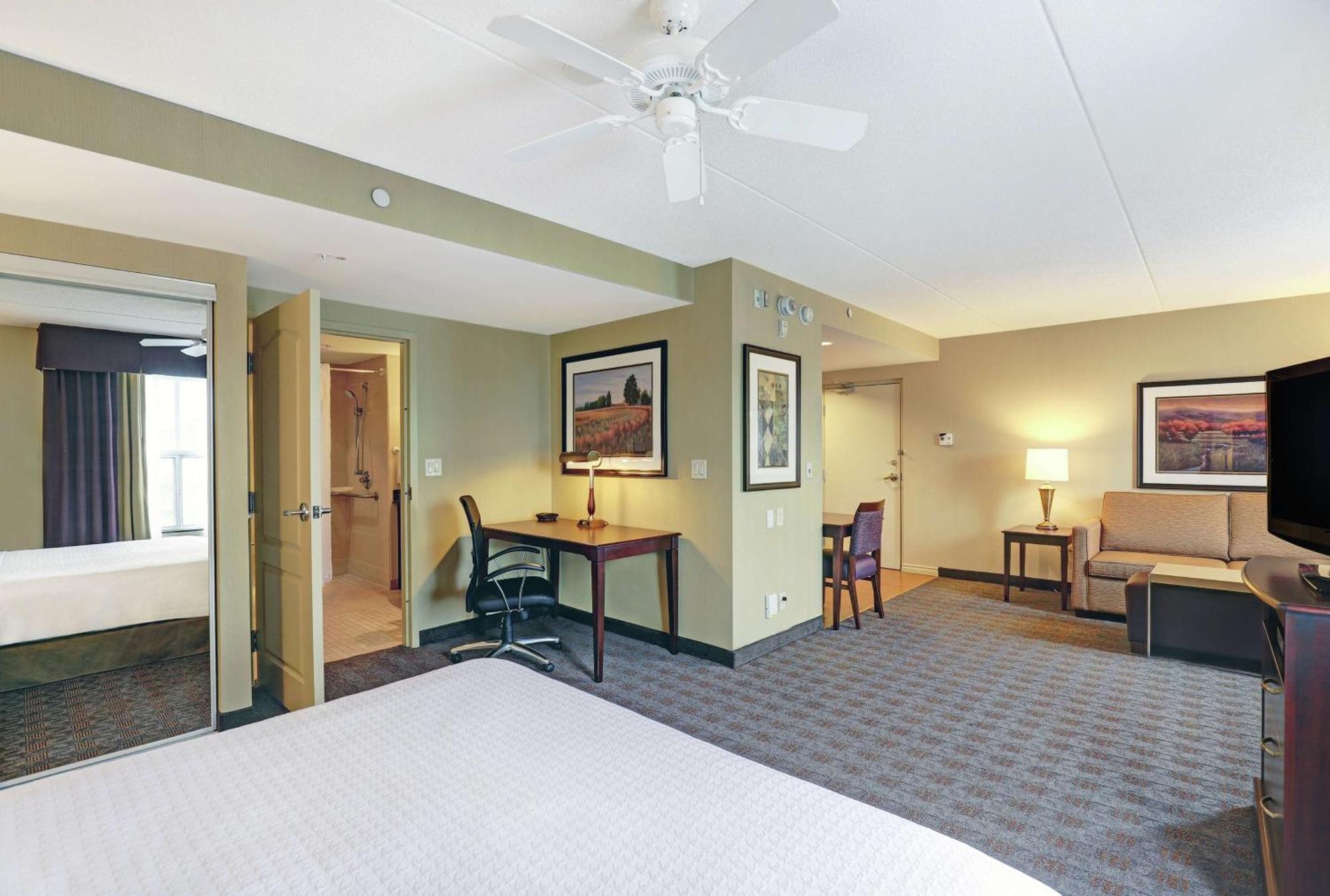 Homewood Suites By Hilton Cambridge-Waterloo, Ontario Экстерьер фото